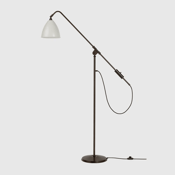Gubi BL4 Floor Lamp - Dia.21 Black Brass Base