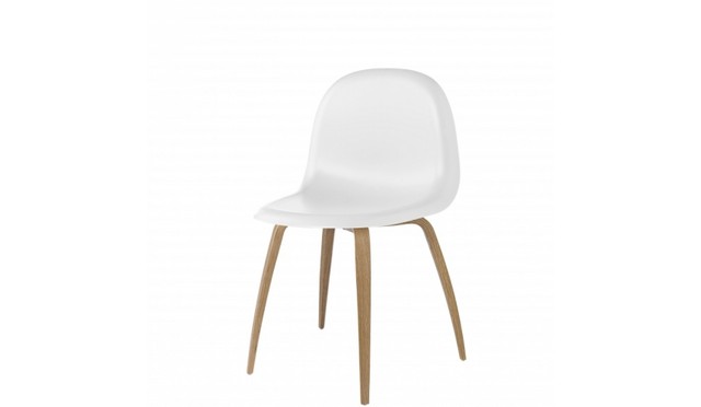 Gubi Chair 5 Stuhl mit Holzgestell