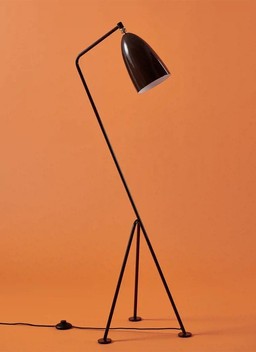 GUBI Gräshoppa Floor Lamp - Stehlampe - Walnut Brown Glossy--8