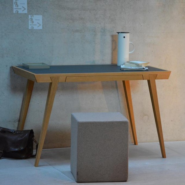 Jan Kurtz Desk Tisch