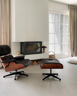 Vitra Lounge Chair & Ottoman--42